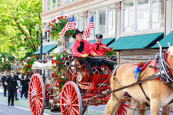 Portland Grand Floral Parade 2014