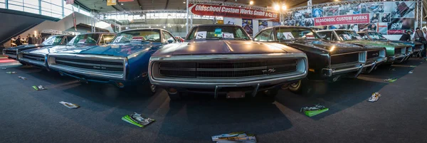 Various Dodge Charger (Muscle car), modesl 500 and R/T are standing in a row.