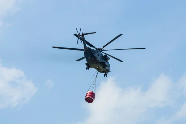 Heavy-lift cargo helicopter Sikorsky CH-53 Sea Stallion