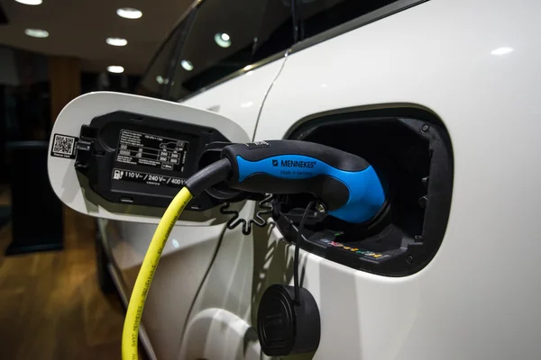 The process of charging the battery a compact luxury car Mercedes-Benz B-Class Electric Driv