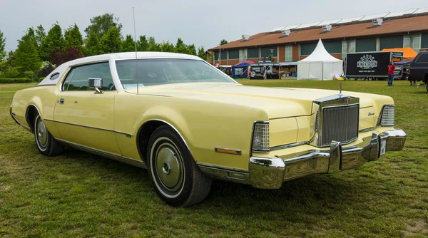 A two-door personal luxury coupe Lincoln Continental Mark IV
