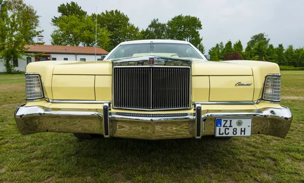 A two-door personal luxury coupe Lincoln Continental Mark IV