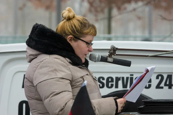 Russian diaspora in Berlin protested against migrants and refugees due to the violence of women and children.