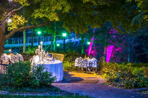 Classic historic banquet and event home and backyard