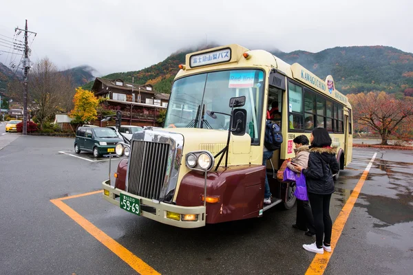 Kawaguchiko Retro sightseeing red line Bus