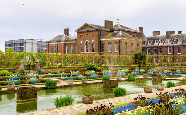 View of Kensington Palace in London - England