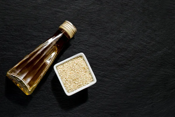 Sesame oil and sesame seeds