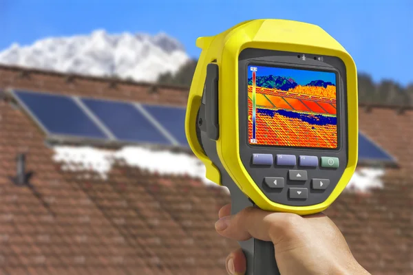Recording Solar Panels with Thermal Camera