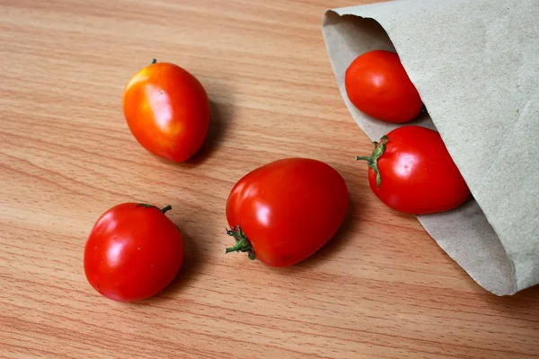 Tomatos came out from paper bag