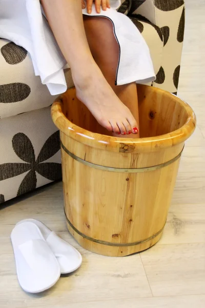 Footbath in herbs for body detox