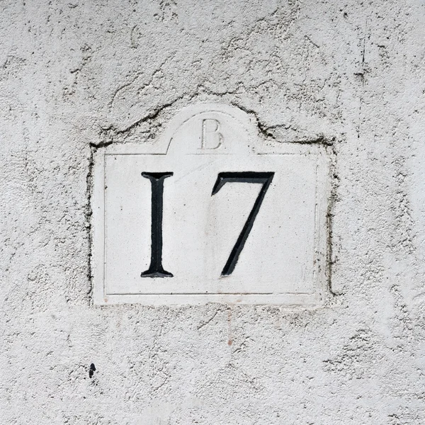 House number  17