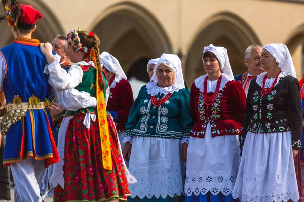 Polish folk collective on Main square