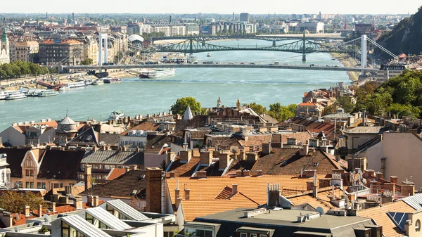 Beautiful view of the Danube Promenade.