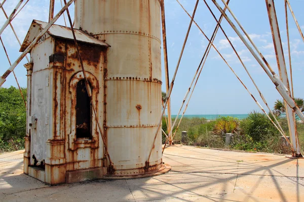 Rear Range Light Entrance