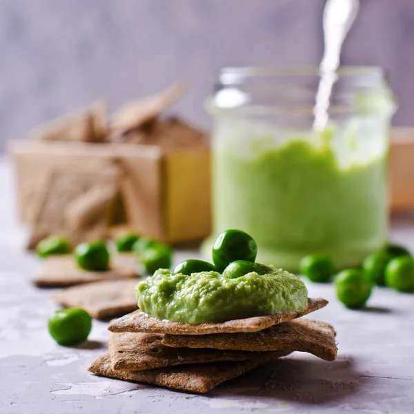 Pea green dip