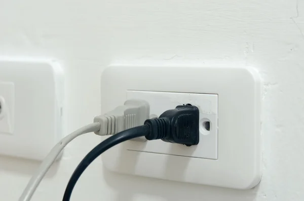Plug power socket