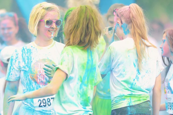 Runners at the last blue station at Color Run Tropicolor world t