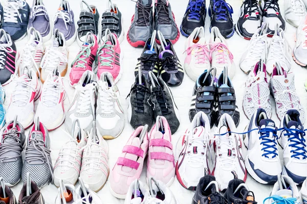 Many shoes pattern