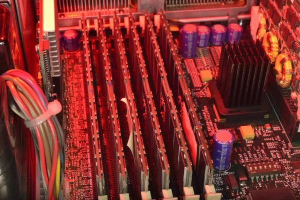 Hot server RAM