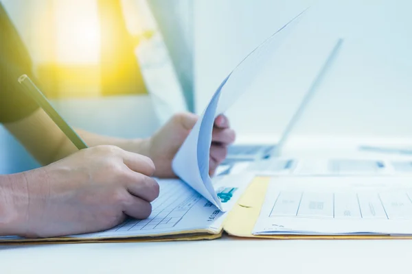 Businesswoman prepare and read data for discuss target on market