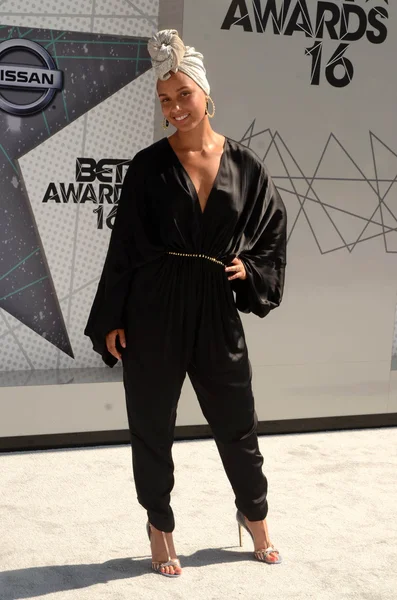 Pop singer Alicia Keys