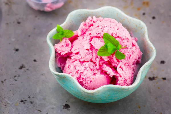 The frozen strawberry yogurt