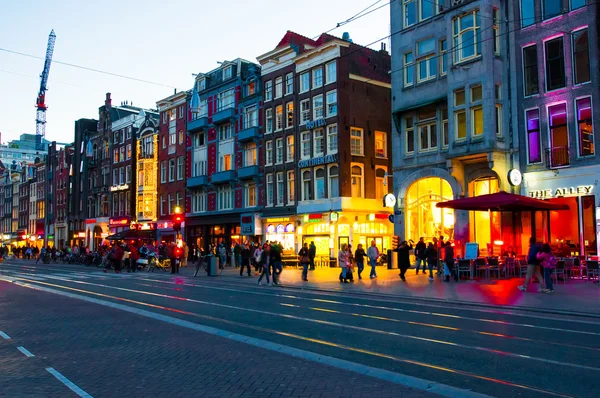 Nightlife on Rokin street during the evenong in Amsterdam.