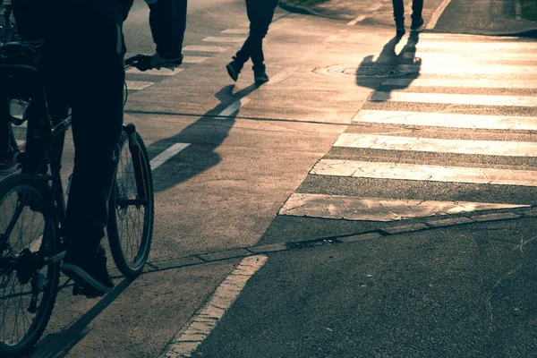 Pedestrian and cyclist road crossing