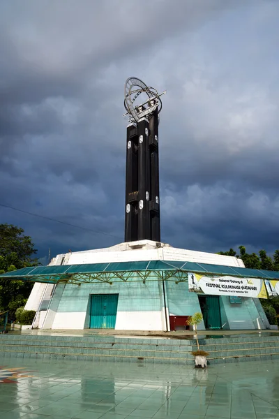 Equatorial Monument is located on the equator in Pontianak