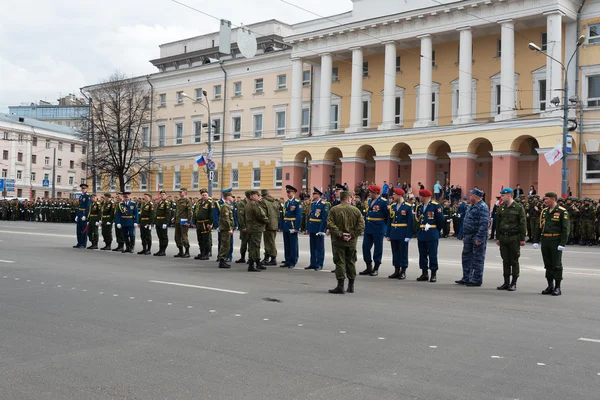 Battalion commanders in uniform are at rehearsal of Military Parade