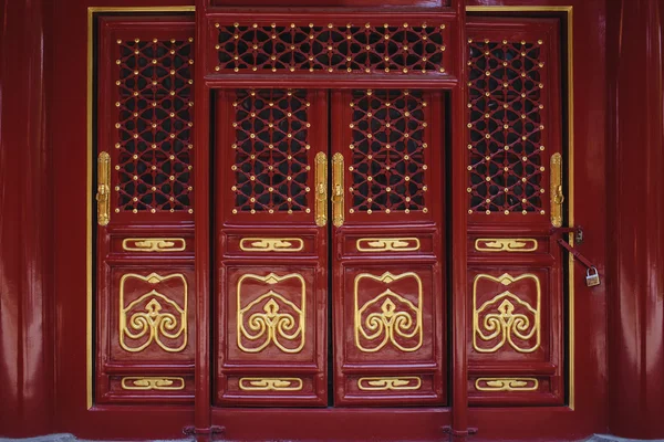 The door and windows, made in traditional style, China texture