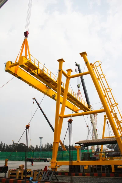 Crane installation industry