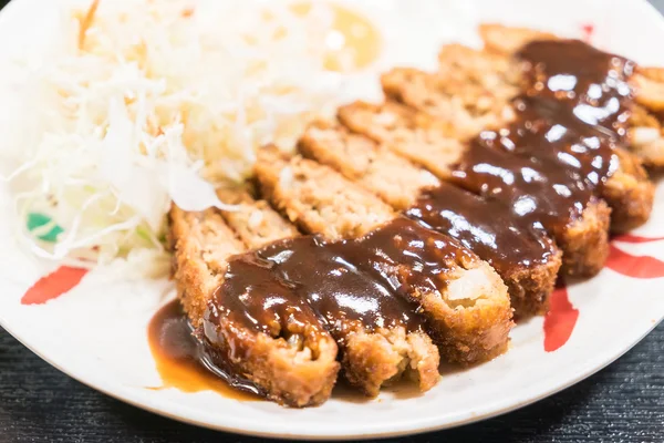 Fried pork with sweet sauce