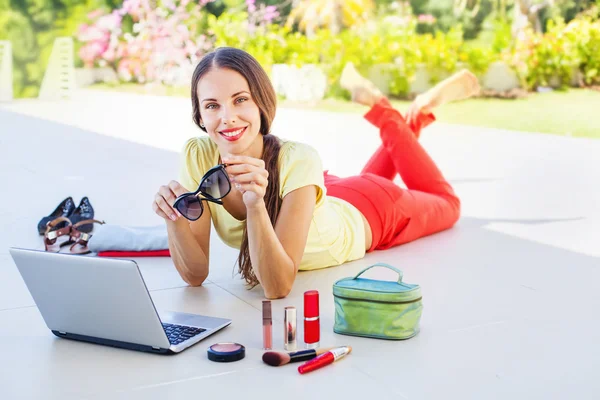 Woman doing online shopping