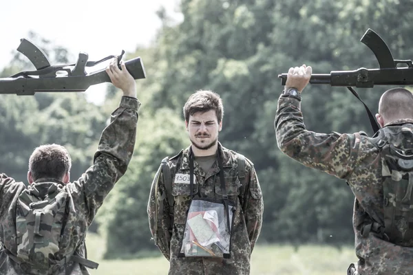 Elite Challenge program - 图库社论照片