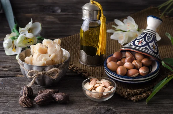 Argan oil and fruits with Shea butter and nuts