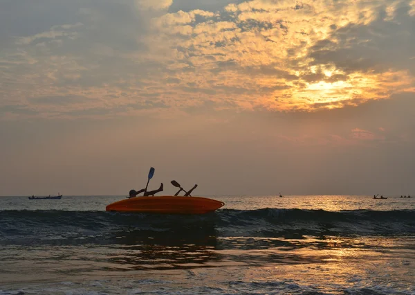 Funny accident on the tropical coast of the Indian Ocean