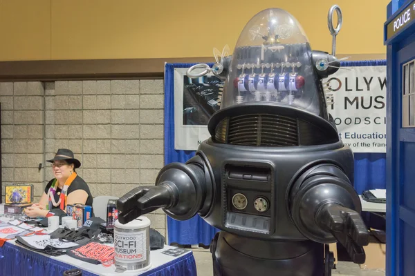 Forbidden Planet robot during the Long Beach Comic Expo.