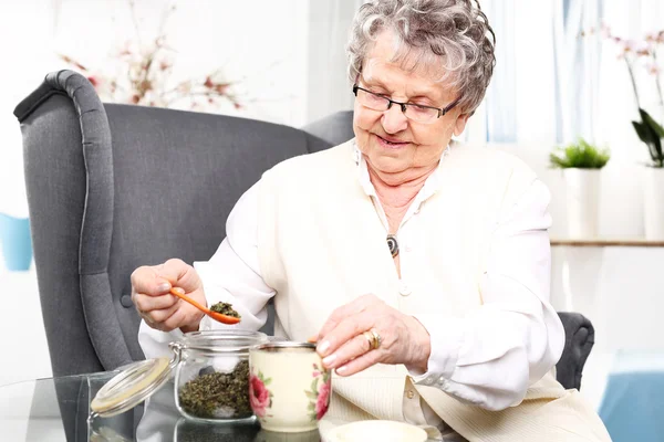 Grandma\'s herbs for colds.