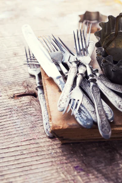Silverware forks, knife