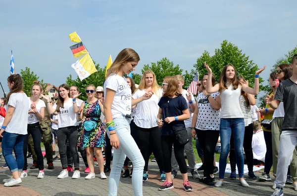 Dancing pilgrims, World Youth Day 2016
