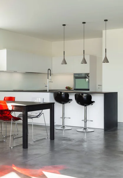Barok meubels. koninklijke stoelen met ronde tafel — stockfoto ...