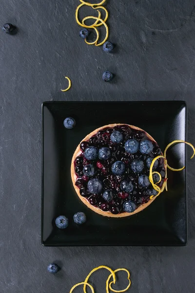 Tart with blueberries