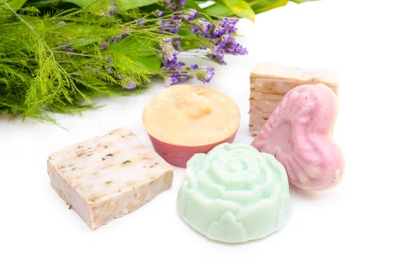 传统的自制的肥皂 - 图库照片alexionas1989#100249468