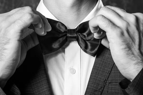 Man wearing bow tie