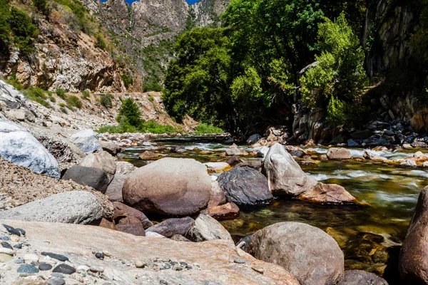 Redwood Creek, Highway 180, Kings Canyon National Park, Californ