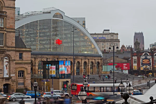 LIVERPOOL 16TH JANUARY 2016. Lime Street station,