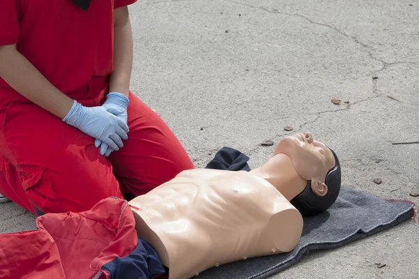 First aid training detail
