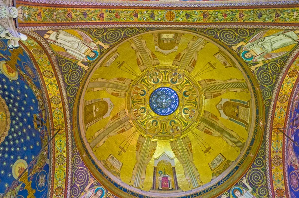 The decorated dome