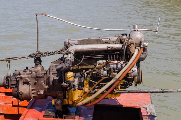 Motor with small propeller in a fishing boat